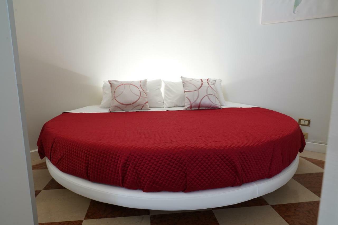 Rosita Luxury