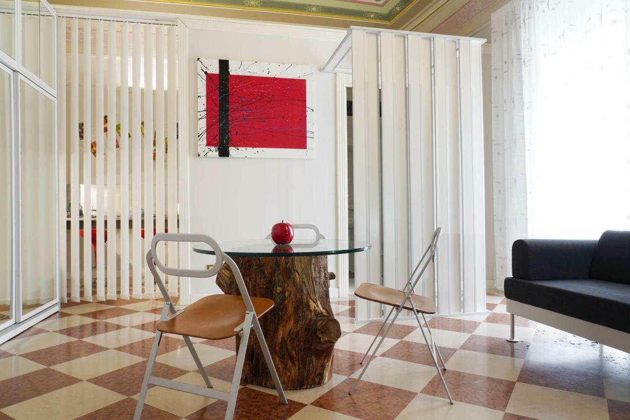 Rosita Luxury